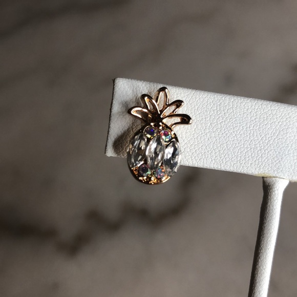 Pineapple stone post earring's - Picture 8 of 8